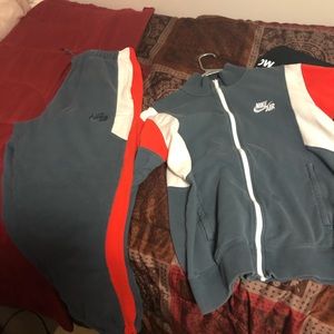 Vintage Air Mike Suit